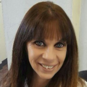 Meet your Posher, Debbie